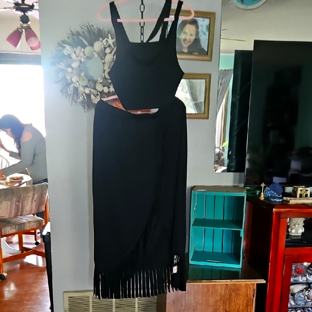 p 45 ptp 22  Black 3xl 2pc crop  tpp fringe maxi shirt NWT